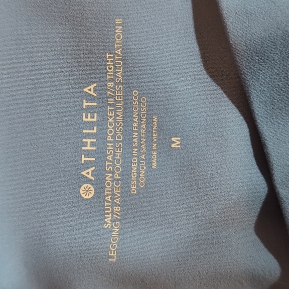 Athleta Salutation Stash Pocket II - Picture 1 of 5